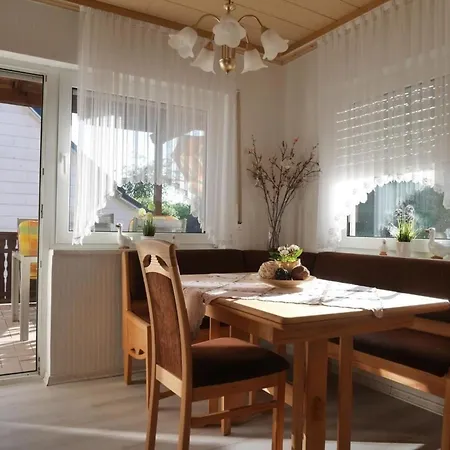 Renovierte Ferienwohnung In Pfuhl Mit Terrasse Διαμέρισμα Nistertal