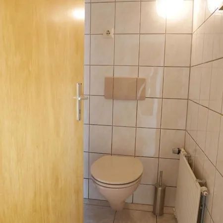 Διαμέρισμα Renovierte Ferienwohnung In Pfuhl Mit Terrasse